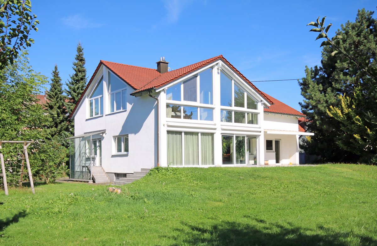 Foto Exklusives Einfamilienhaus in Neu-Ulm/Pfuhl