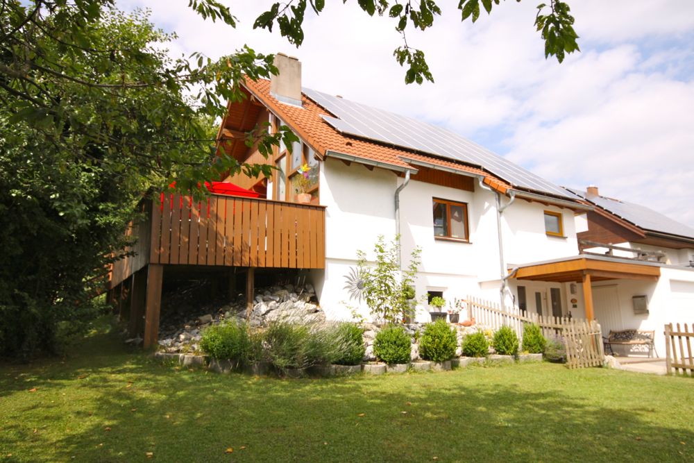 Foto Einfamilienhaus in Bihlafingen