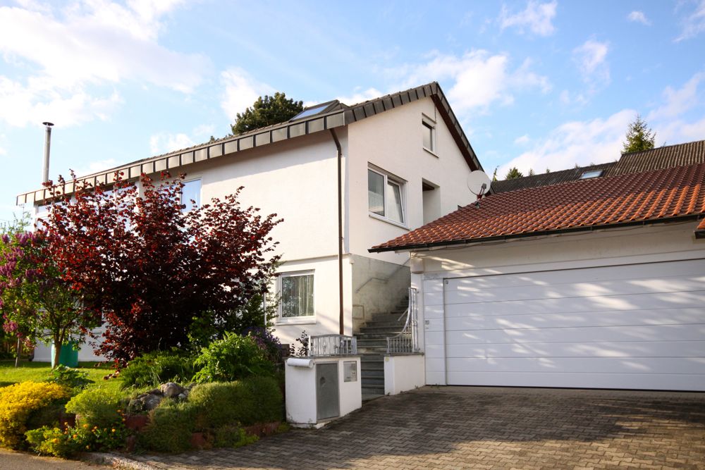 Foto Zweifamilienhaus in Erbach/Bach