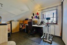 Zimmer Gem�tliche Dachgeschosswohnung in ruhiger Lage
