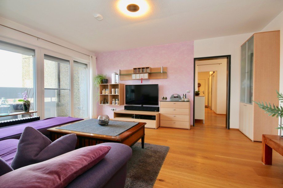 Wohnzimmer Etagenwohnung Neu-Ulm