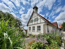 Rathaus Gro�z�gige, sanierte Doppelhaush�lfte f�r die ganze Familie