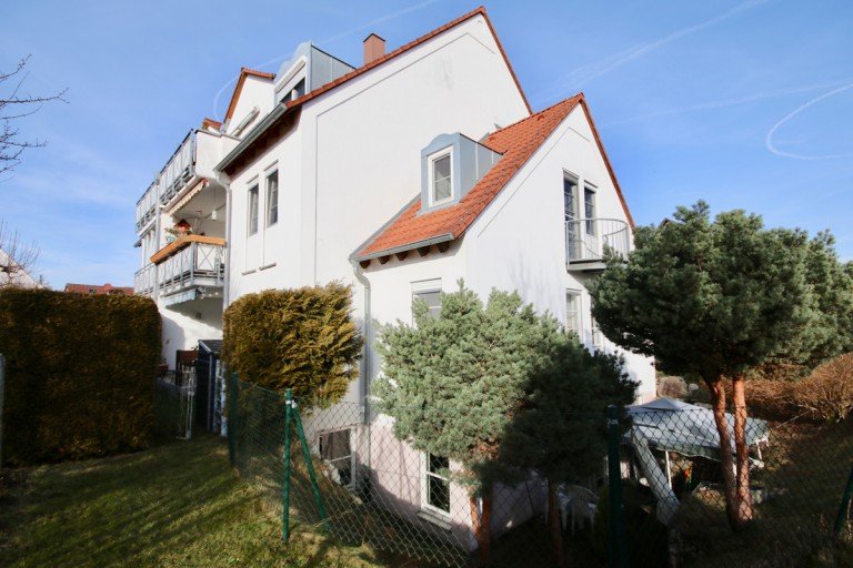 Au�enansicht V�hringen Wohnung H�bsche 4-Zimmer-Wohnung mit Terrasse und Garten in ruhiger und doch zentraler Lage von V�hringen