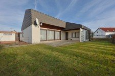 Hauptbild Einfamilienhaus im Bungalowstil in gesuchter Lage