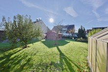 Grundst�ck Massives Zweifamilienhaus im Herzen von Erbach/Dellmensingen mit 2 Grundst�cken.