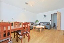 Wohnbereich Schmucke und gem�tliche 2-Zimmer-Wohnung mit Balkon