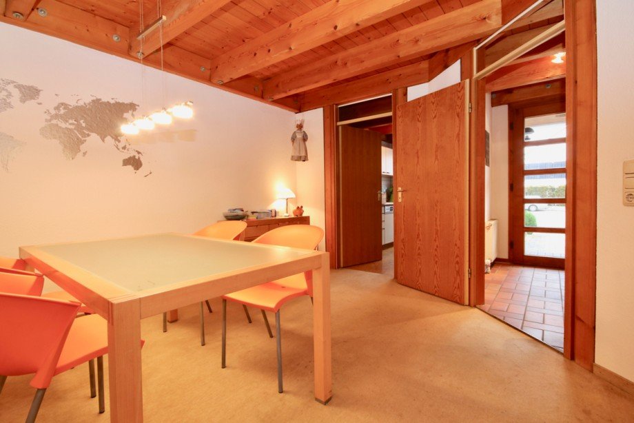 Essbereich Richtung K�che Reihenmittelhaus Ulm