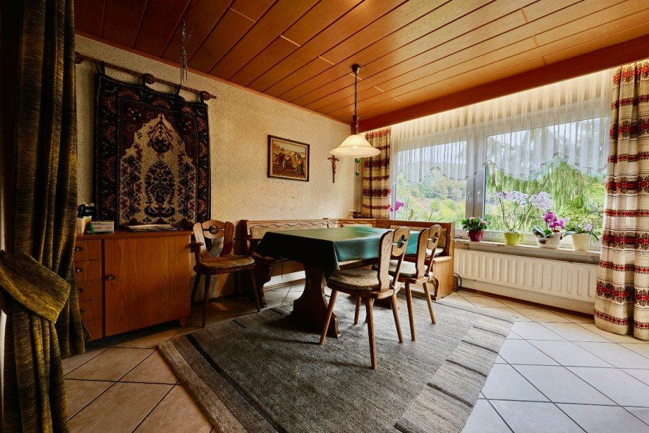 Essbereich im EG Zweifamilienhaus Schelklingen