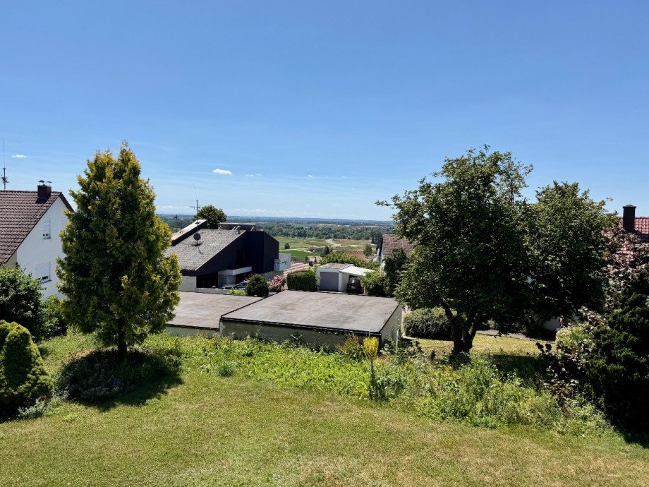 Ausblick bis zu den Alpen bei F�hn Einfamilienhaus Erbach