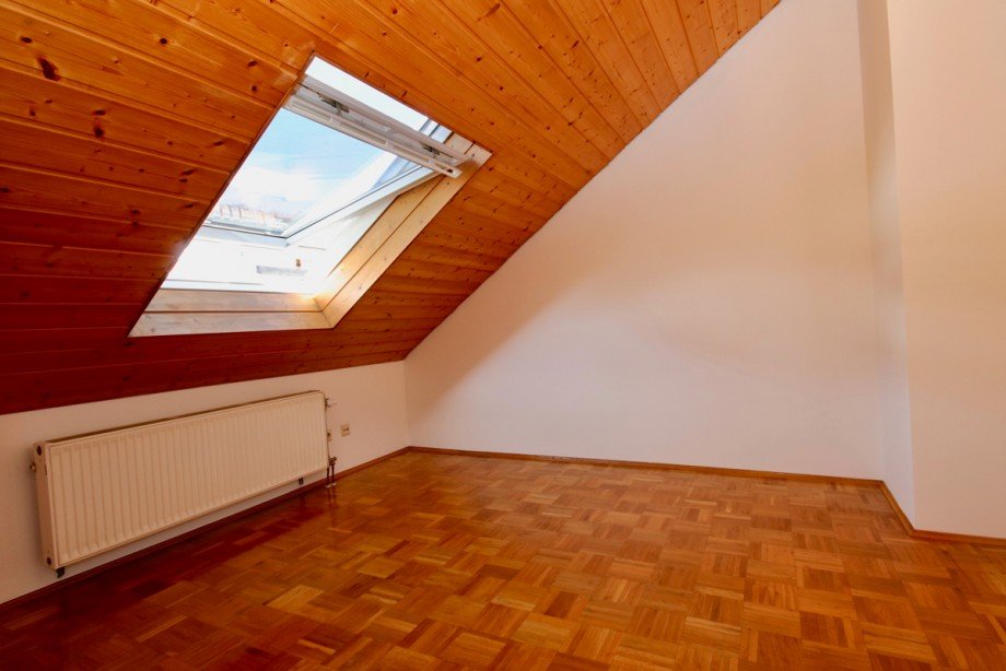 Zimmer Doppelhaush�lfte Elchingen