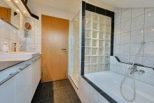 Tageslichtbad Gem�tliche Dachgeschosswohnung in ruhiger Lage