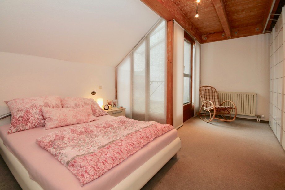 Schlafzimmer mit Balkon Reihenmittelhaus Ulm