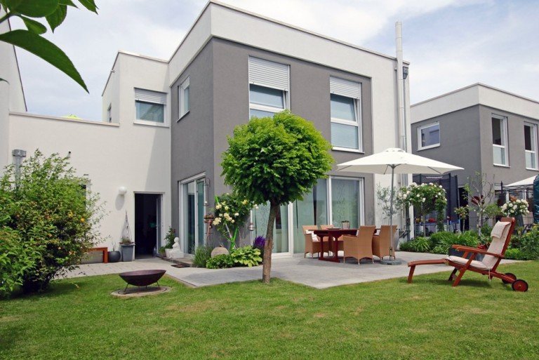 Au�enansicht Neu-Ulm Einfamilienhaus Einfamilienhaus mit Dachterrasse in Kettenbauweise in sch�ner ruhiger Lage im Wiley