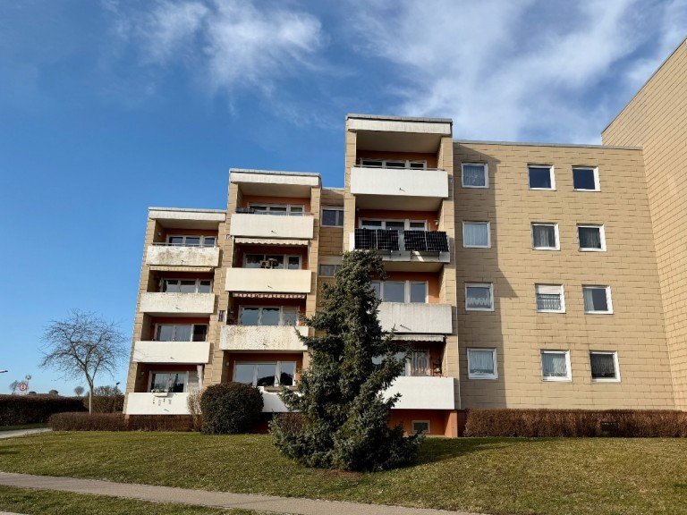 Au�enansicht Blaustein Wohnung Gepflegte 2-Zimmer-Wohnung mit Balkon und Garage in ruhiger Lage
