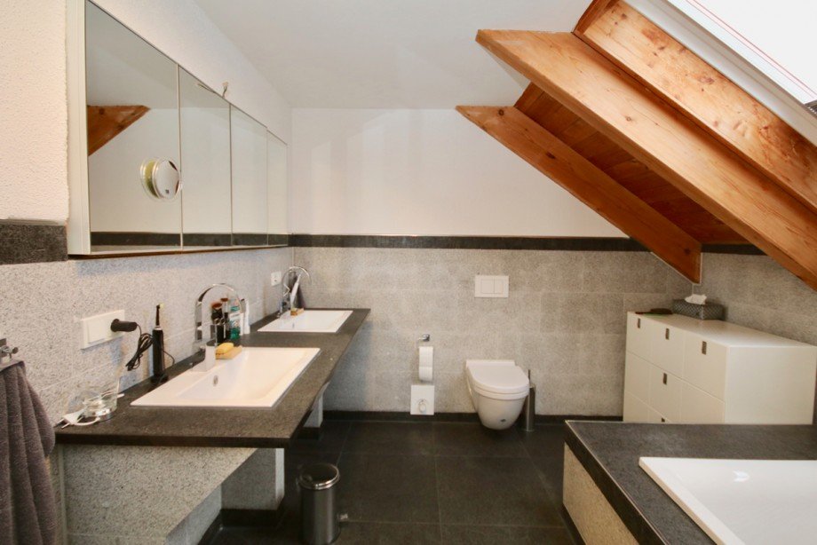 Masterbad Doppelhaush�lfte Ulm