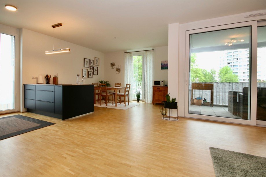 Wohn-/Essbereich Wohnung Neu-Ulm