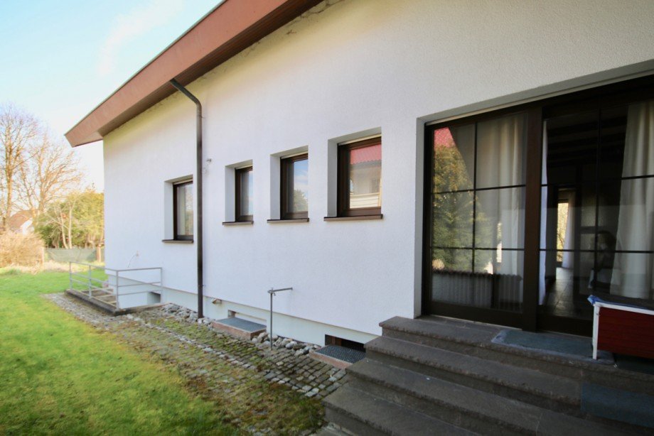 weitere Terrasse �berdacht Zweifamilienhaus Erbach