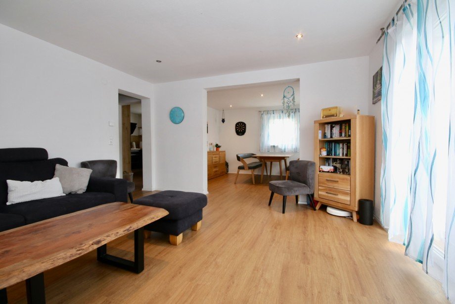 Wohn-Essbereich EG Doppelhaush�lfte Blaubeuren