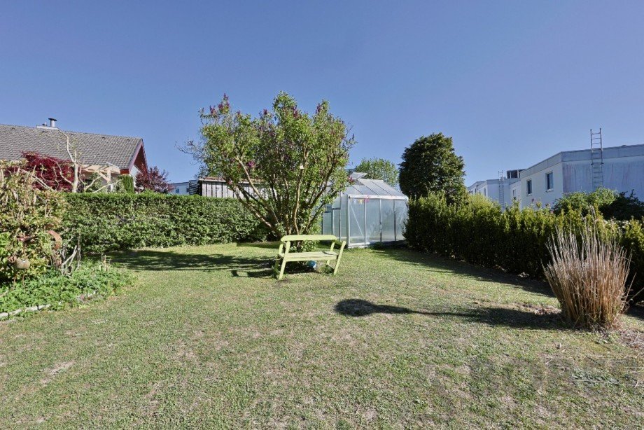 inklusive Gew�chshaus Einfamilienhaus Erbach