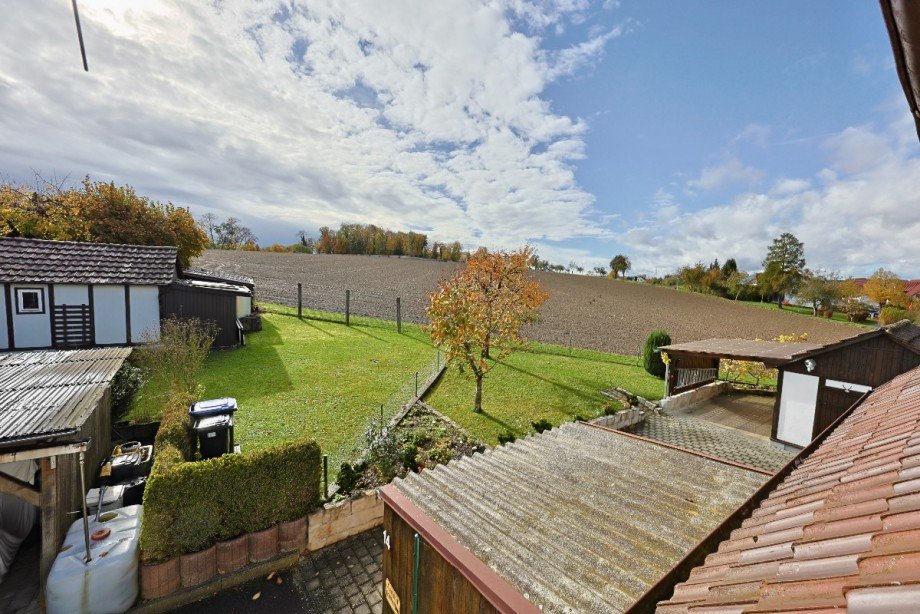 Ausblick zum Schloss Doppelhaush�lfte Erbach