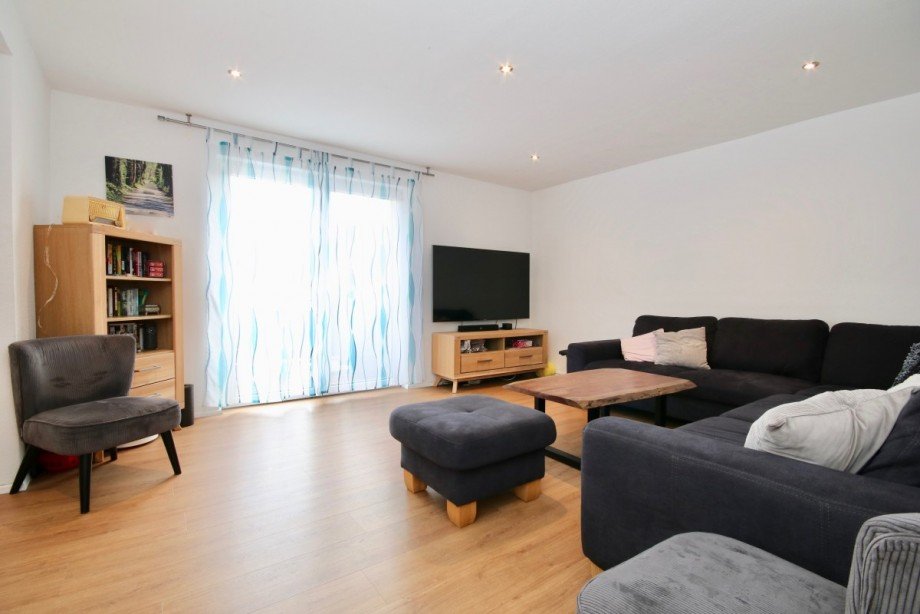 Wohn-Essbereich EG Doppelhaush�lfte Blaubeuren