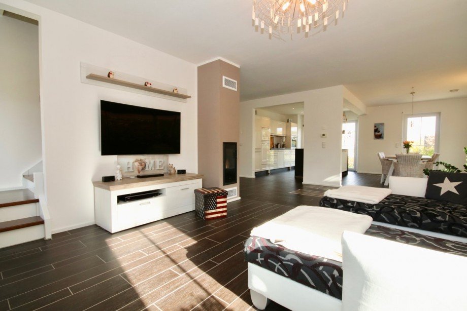 Wohnbereich mit Kaminofen Einfamilienhaus Nerenstetten