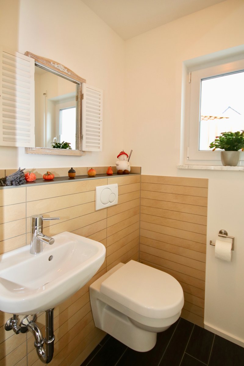 G�ste-Toilette Einfamilienhaus Nerenstetten