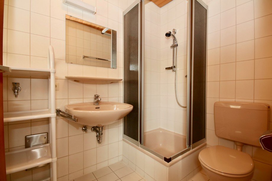 Bad ELW Doppelhaush�lfte Elchingen