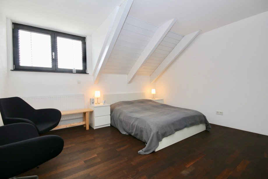 Zimmer Doppelhaush�lfte Ulm