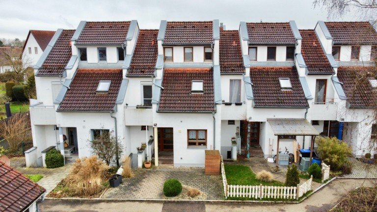 Au�enansicht Ulm Reihenmittelhaus Gem�tliches Reihenhaus mit Wintergarten in ruhiger Lage