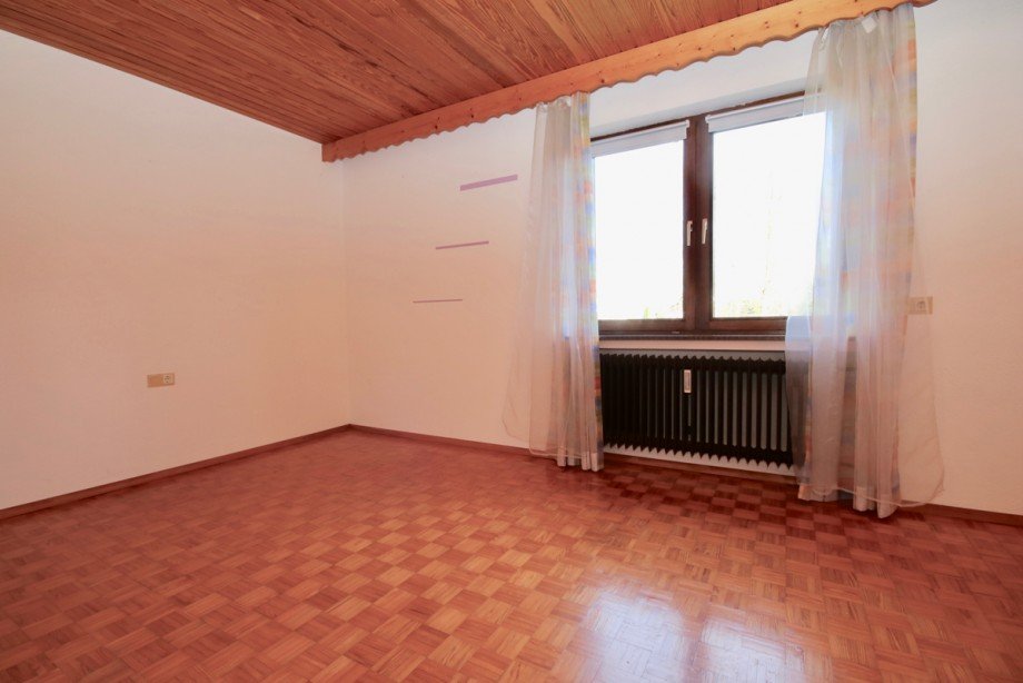 Zimmer EG Zweifamilienhaus Erbach