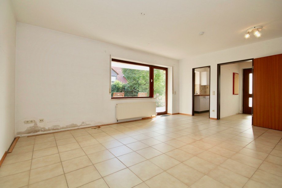 Zimmer ELW Doppelhaush�lfte Elchingen