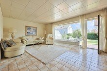 Wohnbereich Gro�z�giges Reihenhaus inklusive Garage in beliebter Lage von Neu-Ulm/Pfuhl