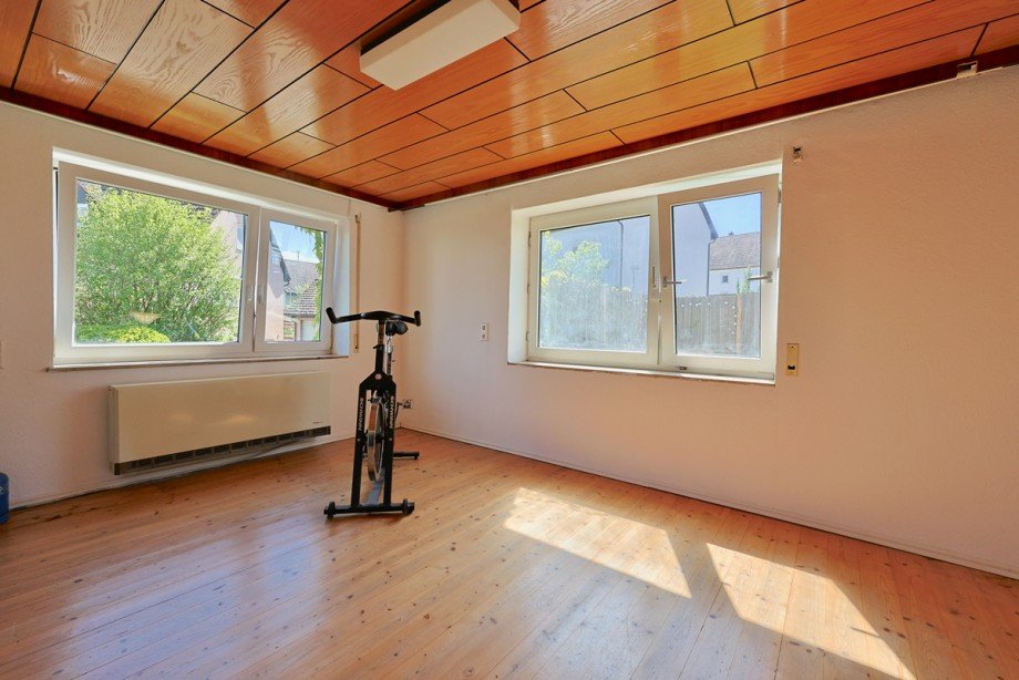 DHH links - EG Einfamilienhaus Erbach