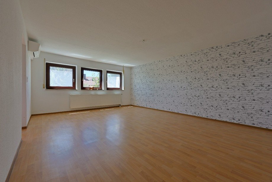 Wohnzimmer ELW Einfamilienhaus Erbach