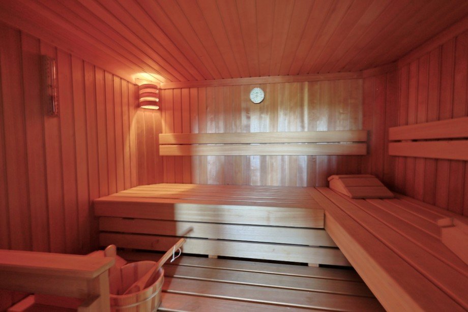 Wellnessbereich im UG mit Sauna und Dusche Einfamilienhaus Erbach