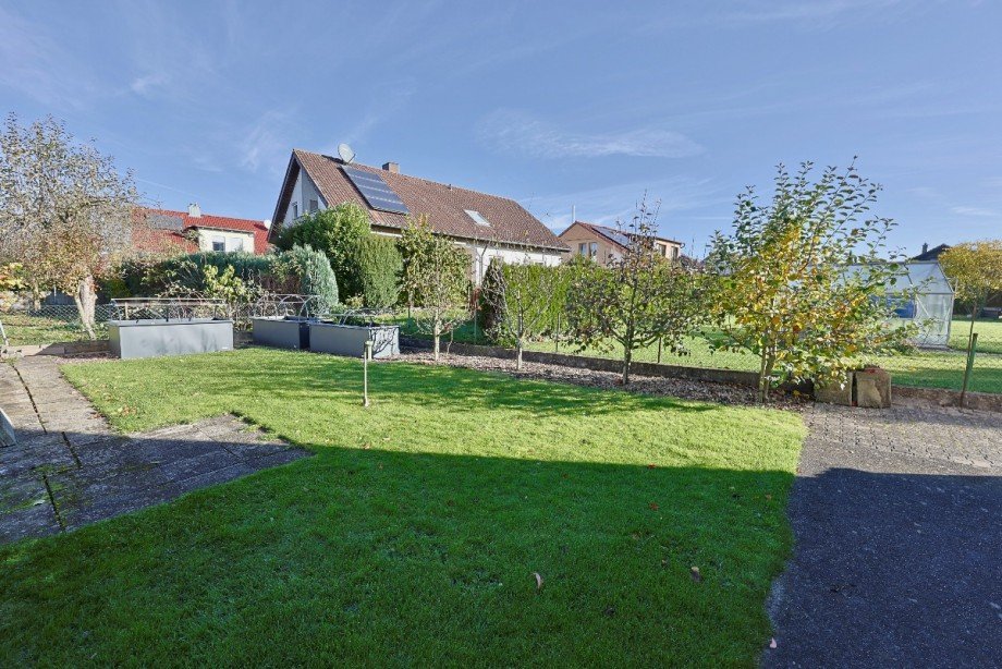 Grundst�ck Zweifamilienhaus Erbach