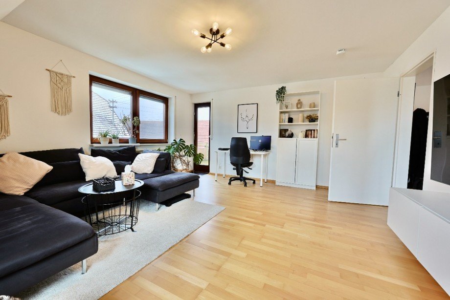 Wohnung DG Mehrfamilienhaus Erbach