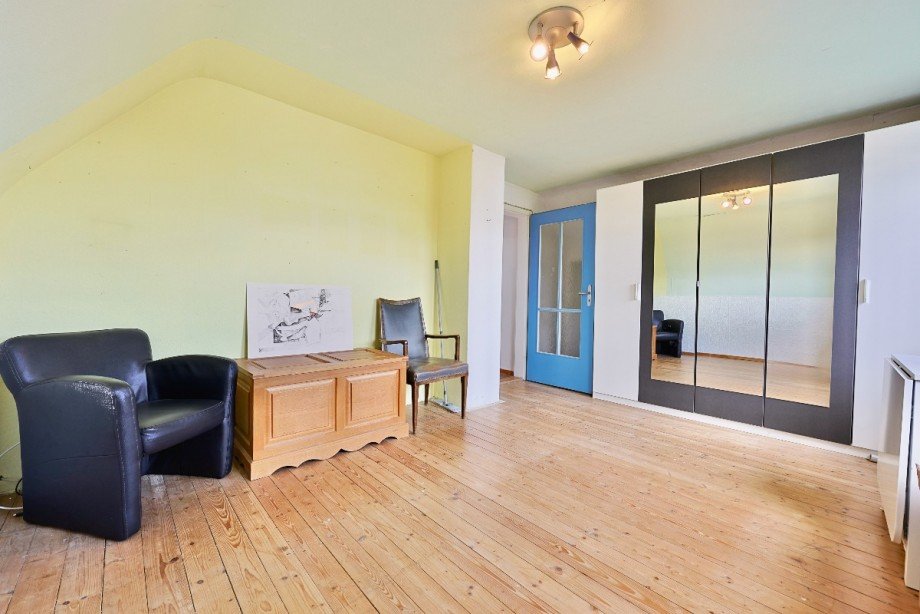 Zimmer im OG Doppelhaush�lfte Erbach