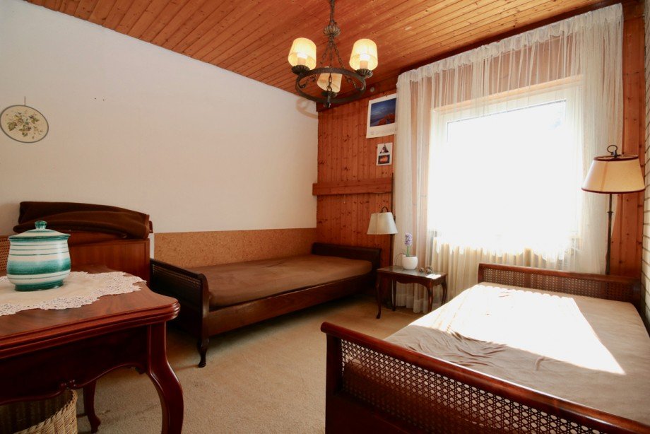 Zimmer DG Einfamilienhaus Erbach