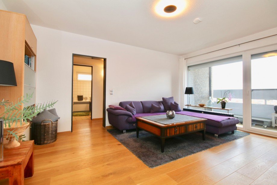 Wohnzimmer Etagenwohnung Neu-Ulm