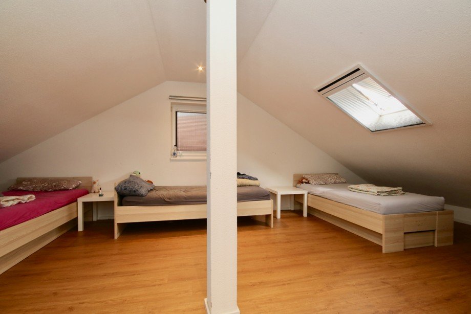 Zimmer DG Doppelhaush�lfte Blaubeuren