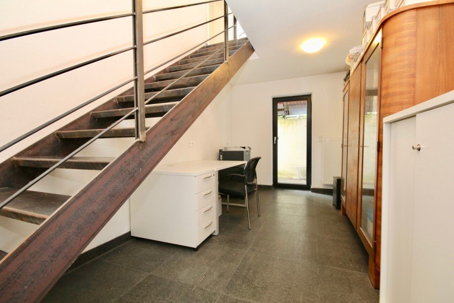 Zugang zur Terrasse UG Doppelhaush�lfte Ulm