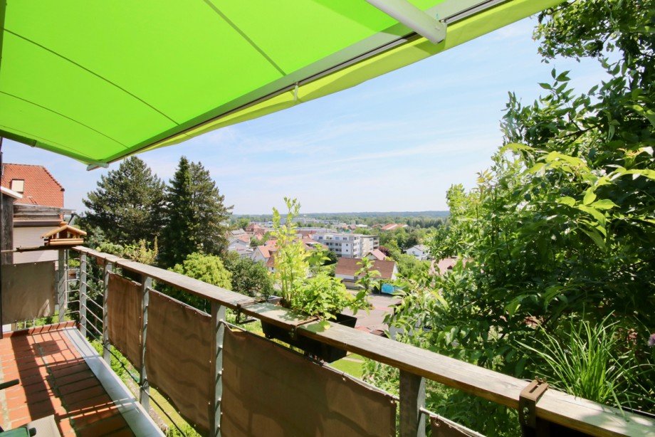 Balkon mit herrlicher Aussicht Doppelhaush�lfte Erbach