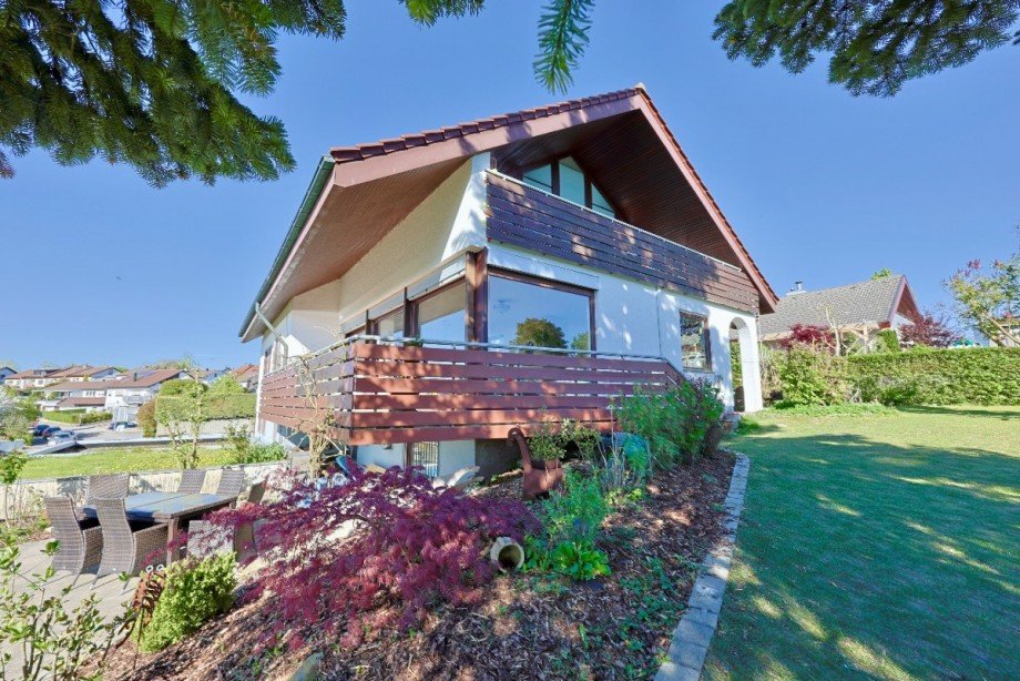 Garten und Terrasse Einfamilienhaus Erbach