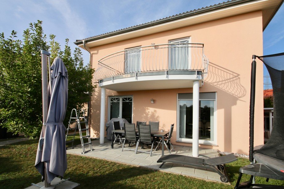 sonnige Terrasse Einfamilienhaus V�hringen