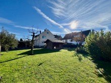 Grundst�ck Massives Zweifamilienhaus im Herzen von Erbach/Dellmensingen mit 2 Grundst�cken.