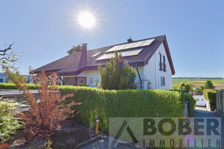 Solarthermie und PV Anlage Einfamilienhaus Erbach