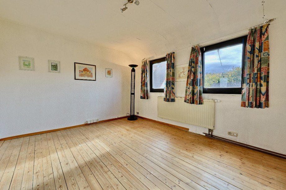 Zimmer im OG Doppelhaush�lfte Erbach