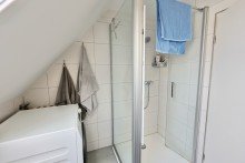 Wohnung DG Gepflegtes Dreifamilienhaus zur Kapitalanlage oder Selbstbezug in Erbach/Dellmensingen
